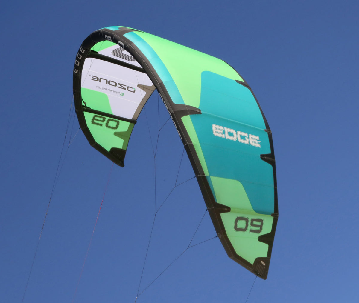 Ozone-Edge-VT-kite