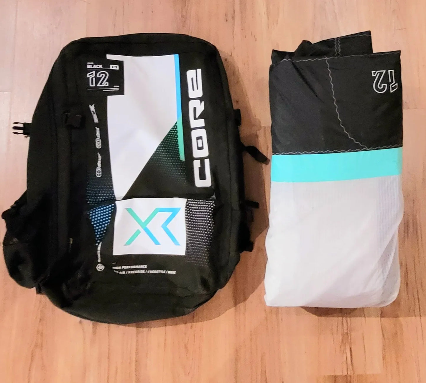 core-xr8-12m2-kite-only-kiteboardcenter-kite-och-wing-butiken