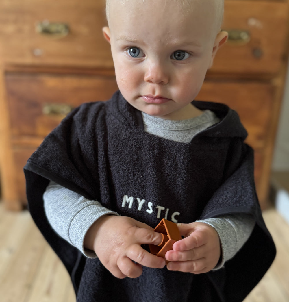 Mystic Baby Branded Kiteboardcenter poncho
