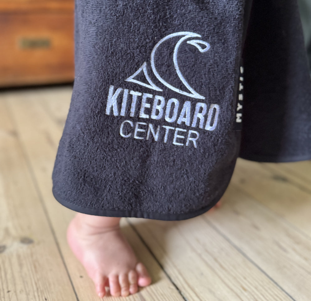 Mystic Baby Branded Kiteboardcenter poncho