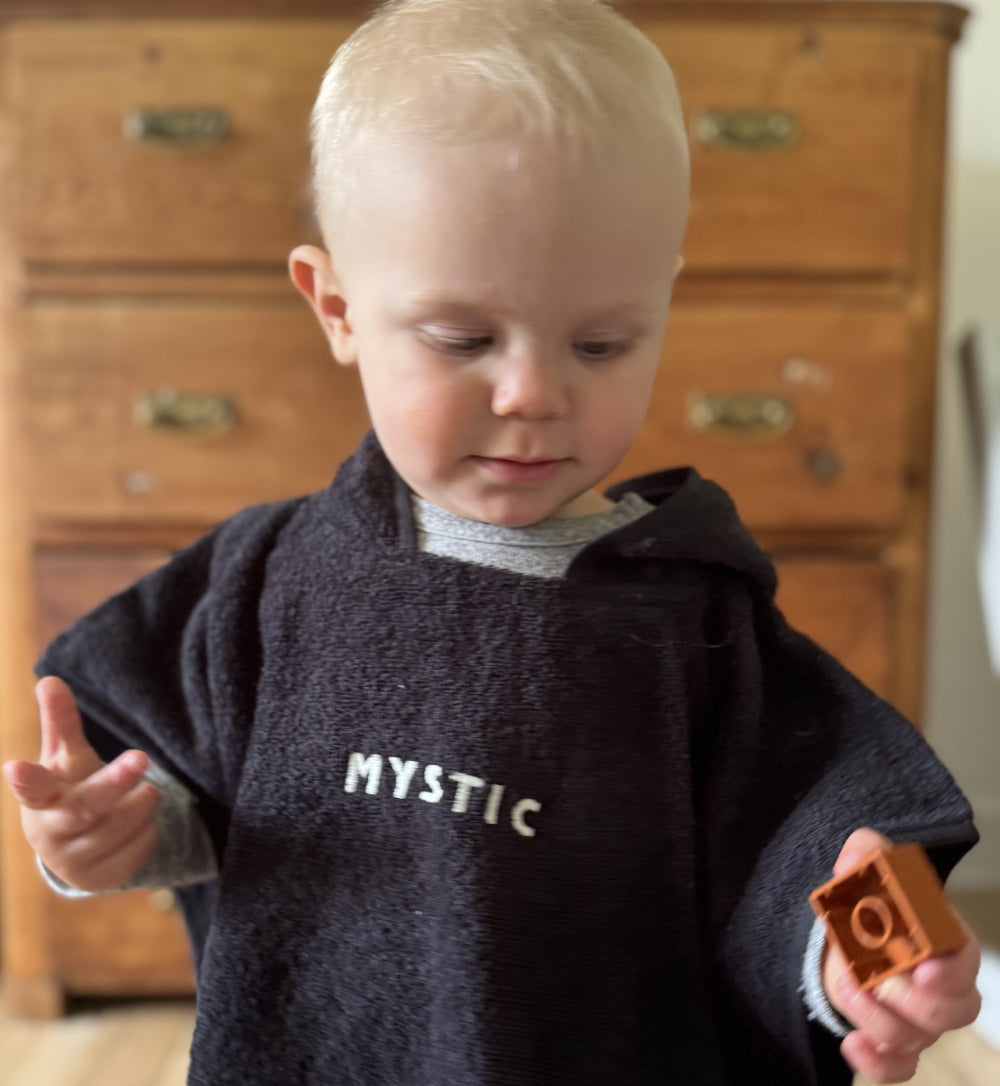 Mystic Baby Branded Kiteboardcenter poncho
