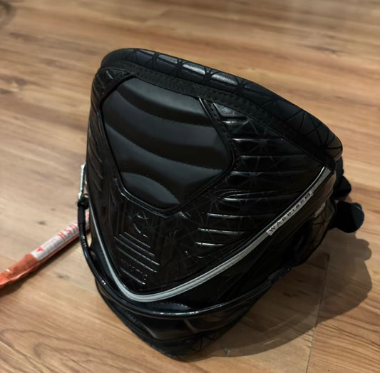 Begagnad-midjesele-mystic-warrior-med-leash-kiteboardcenter-kite-och-wingbutiken