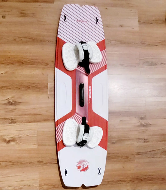 Cabrinha_Spectrum_144x43_begagnad_kitebräda_kiteboardcenter_kite_och_wingbutiken
