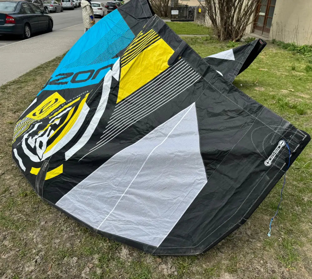 Begagnad kite Ozone REO 10 m2 inkl bom
