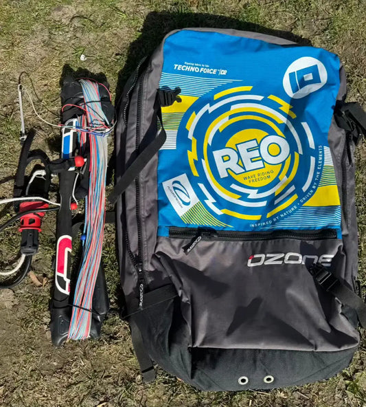Begagnad kite Ozone REO 10 m2 inkl bom